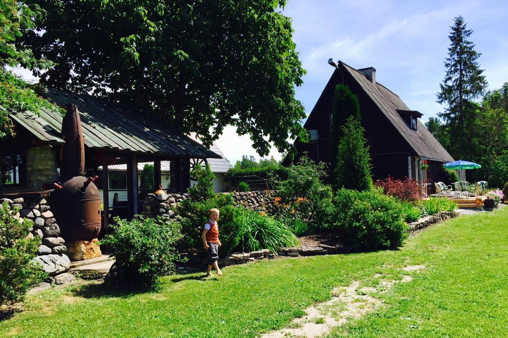 Kuivastujaani Otel Dış mekan fotoğraf